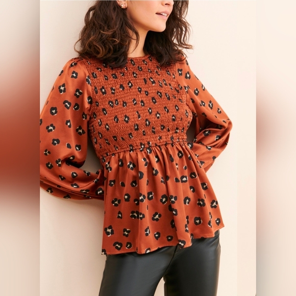 Dress Forum Cheetah Print Babydoll Smocked Top, Contemporary Animal Print Size S - Picture 9 of 9